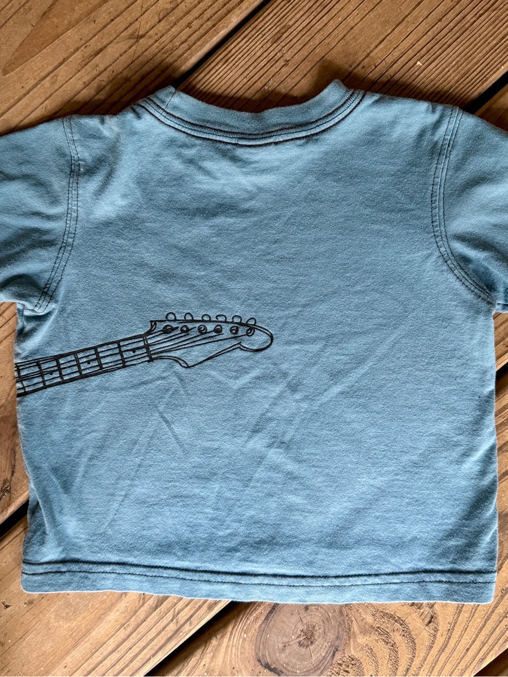 Tea Collection Wrap-Around Electric Guitar Graphic Tee Blue 12-18M - Picture 2 of 4